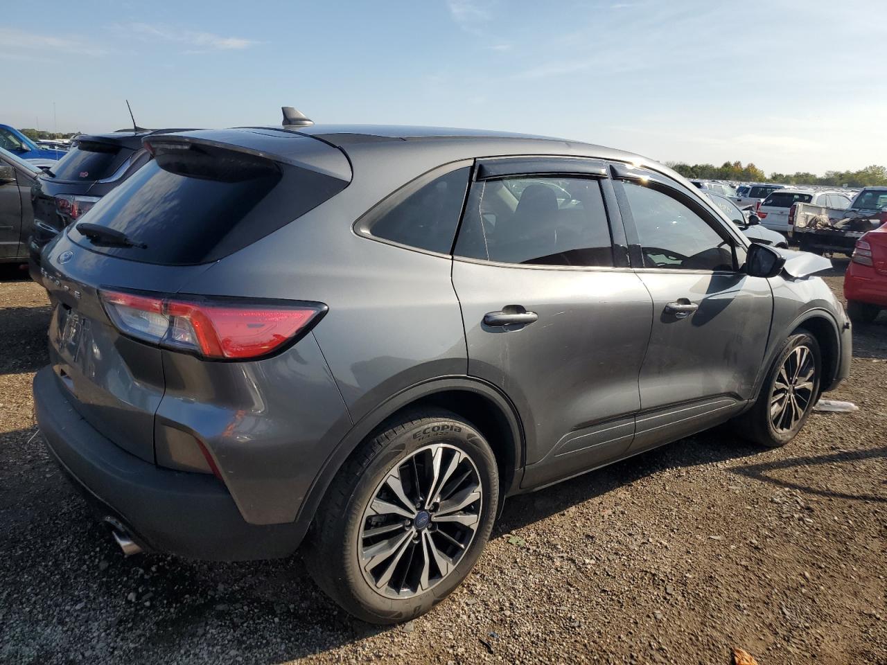 2022 Ford Escape Se - Фото 3