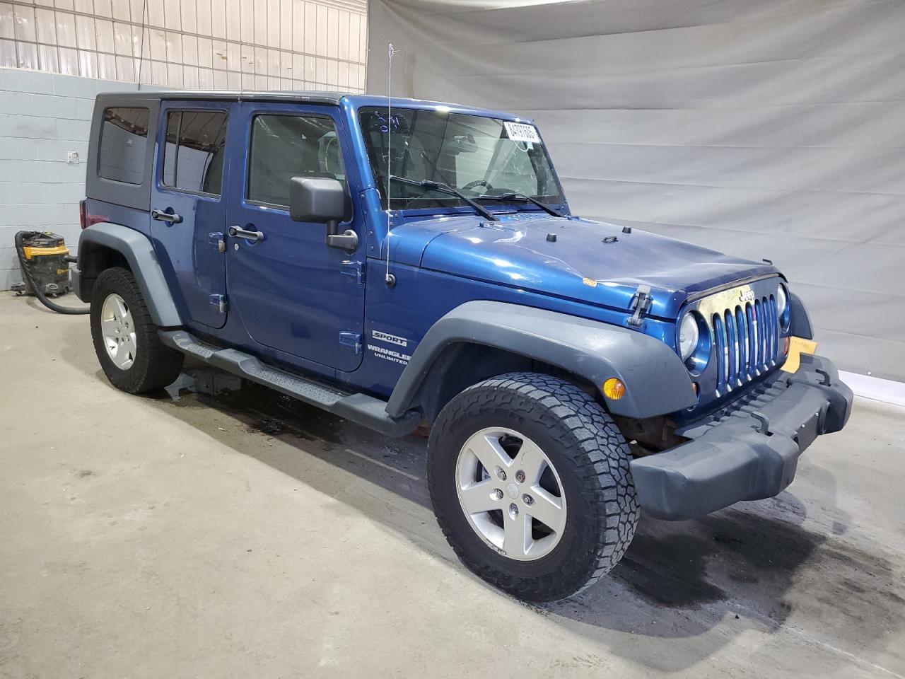 2010 Jeep Wrangler Unlimited Sport - Фото 4