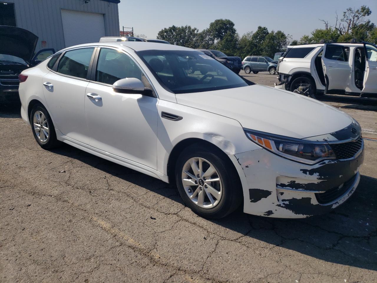 2018 Kia Optima Lx - Image 4