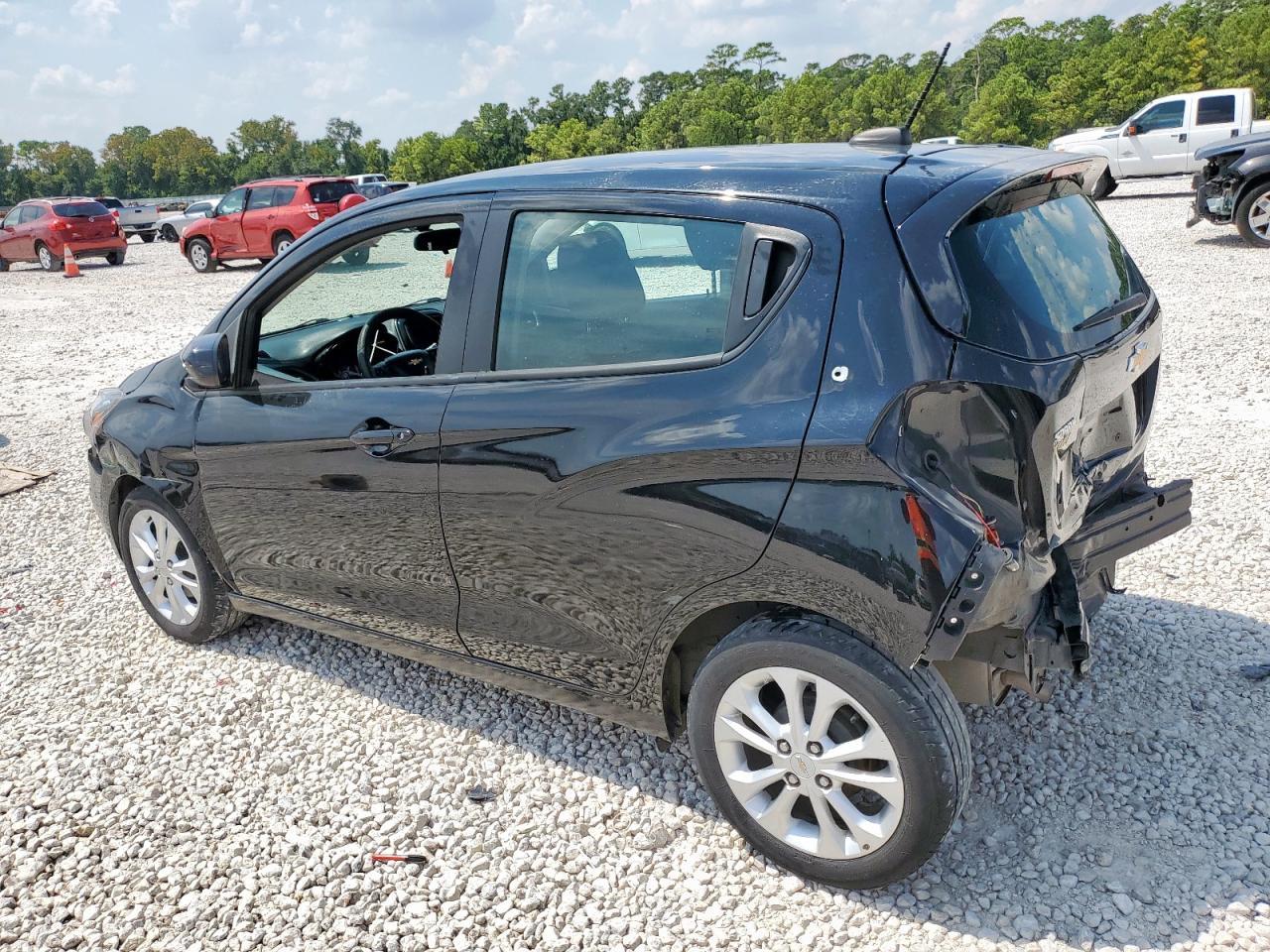 2021 Chevrolet Spark 1Lt - Фото 2