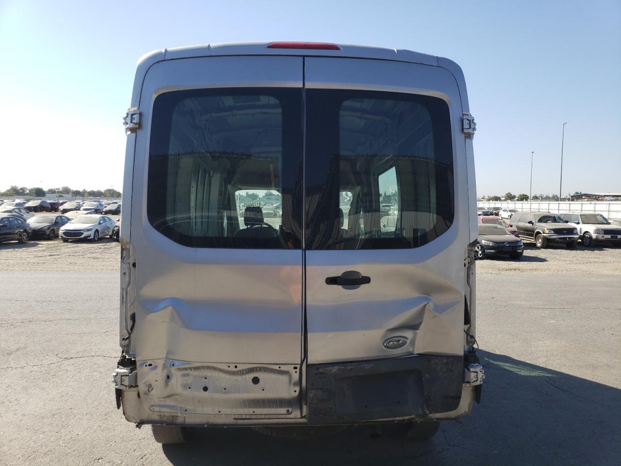 2015 Ford Transit T-250 - Image 6