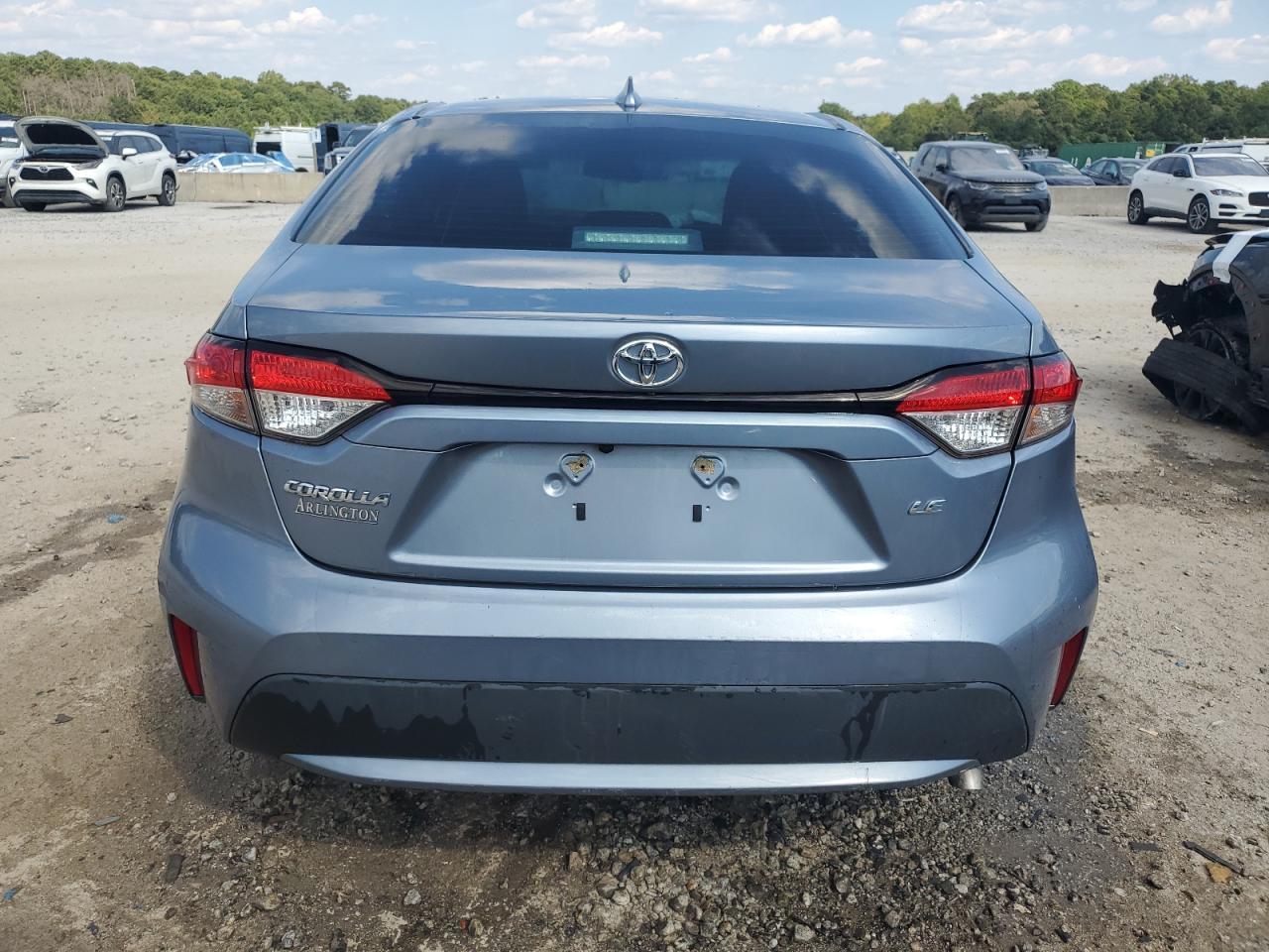 2022 Toyota Corolla Le - Image 6