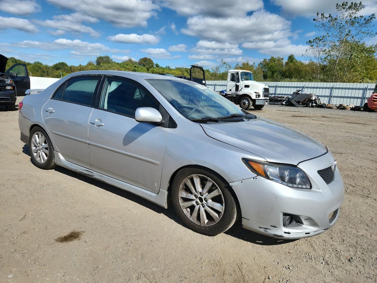 2010 Toyota Corolla Base - Фото 4