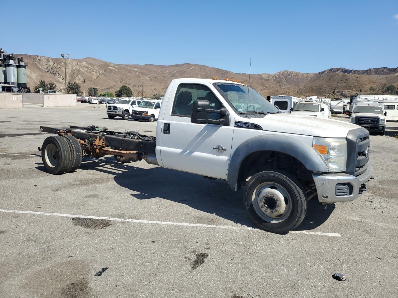 2016 Ford F550 Super Duty - Фото 4