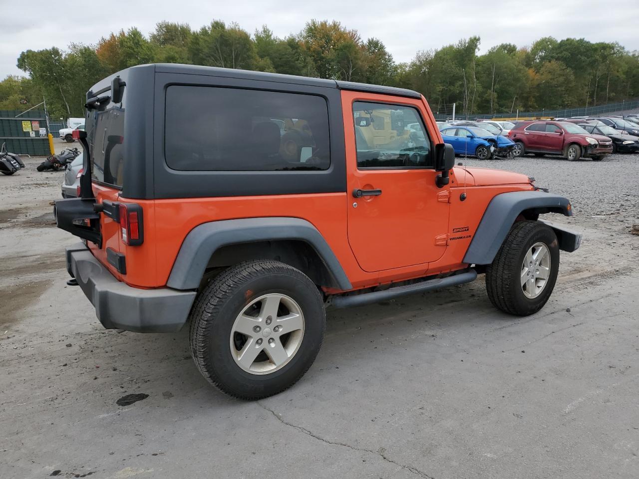 2015 Jeep Wrangler Sport - Фото 3
