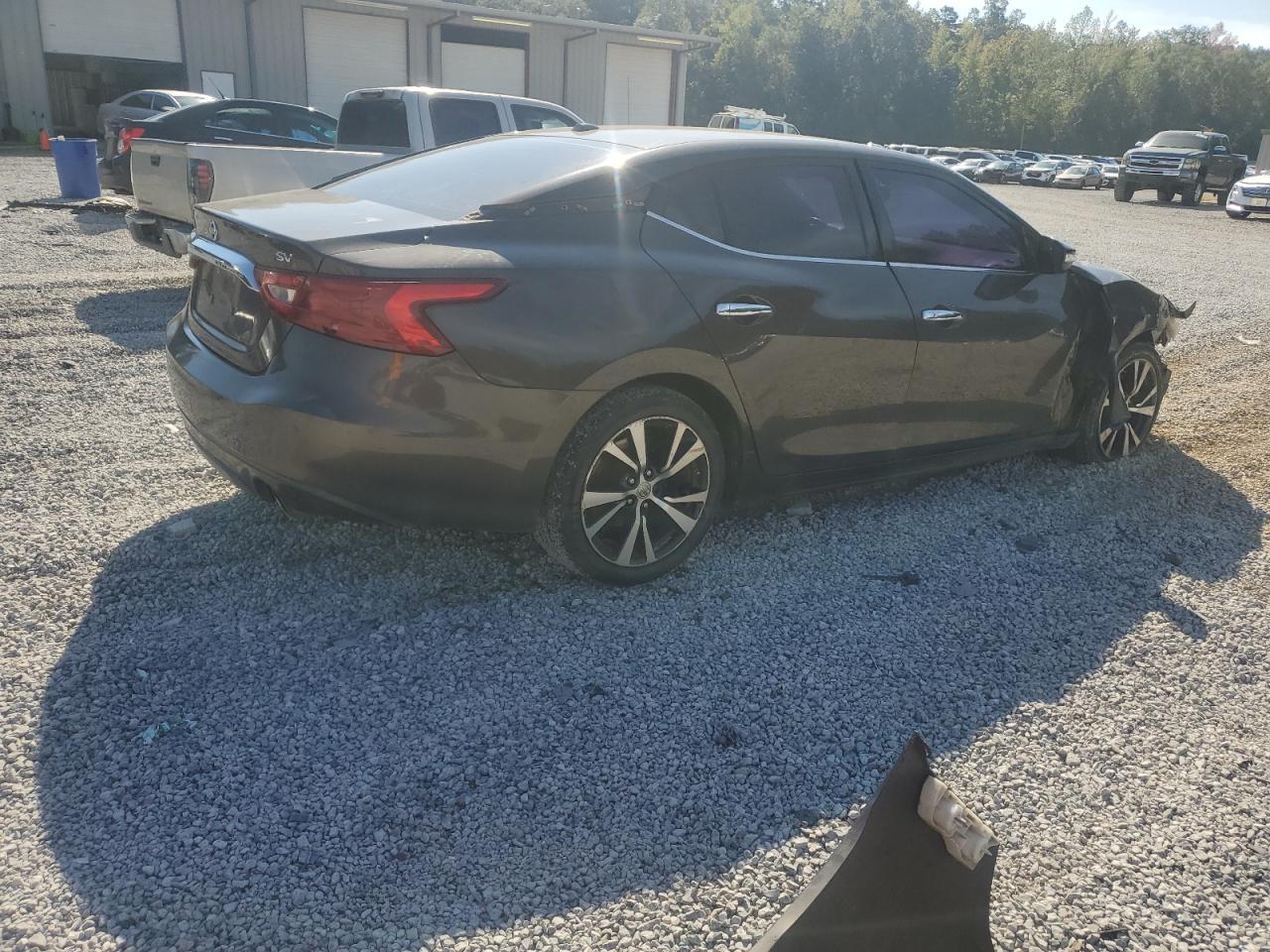 2017 Nissan Maxima 3.5S - Image 3