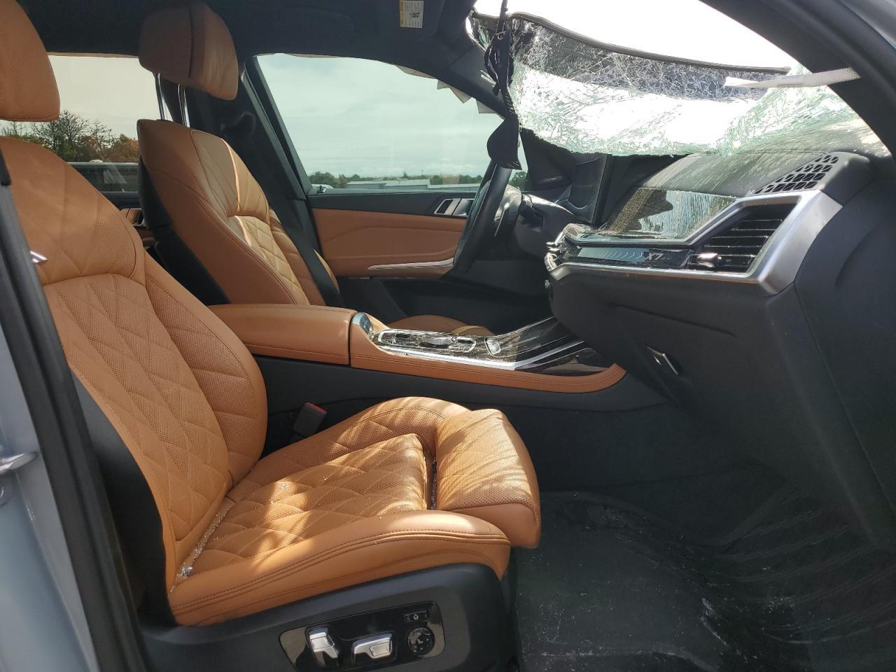 2023 BMW X7 xDrive40I - Фото 7