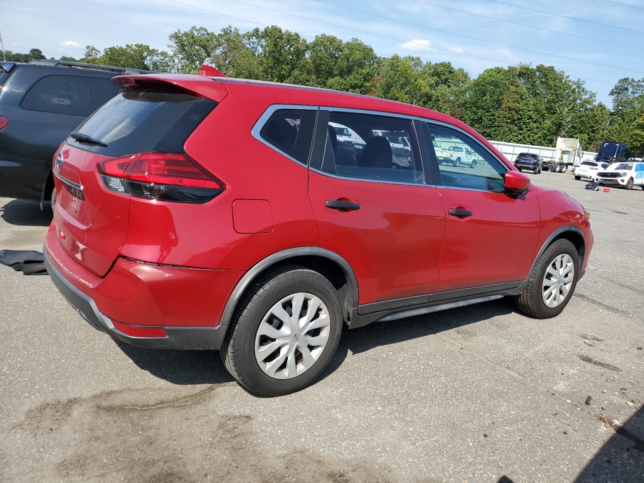 2017 Nissan Rogue S - Image 3