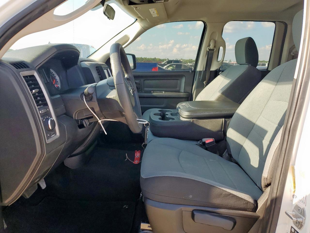 2022 Ram 1500 Classic Tradesman - Image 7