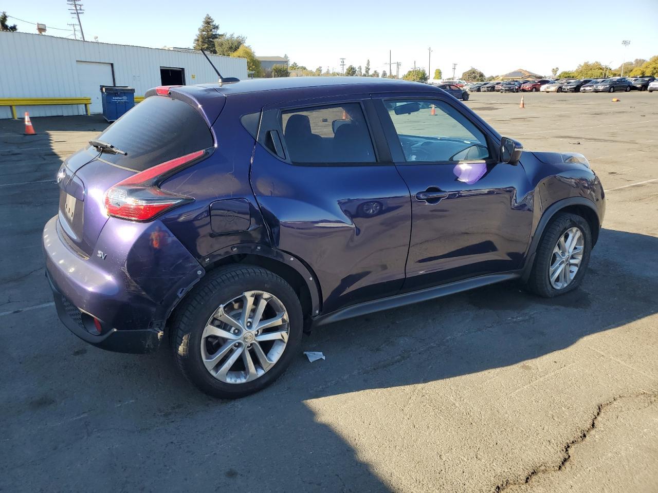 2016 Nissan Juke S - Фото 3