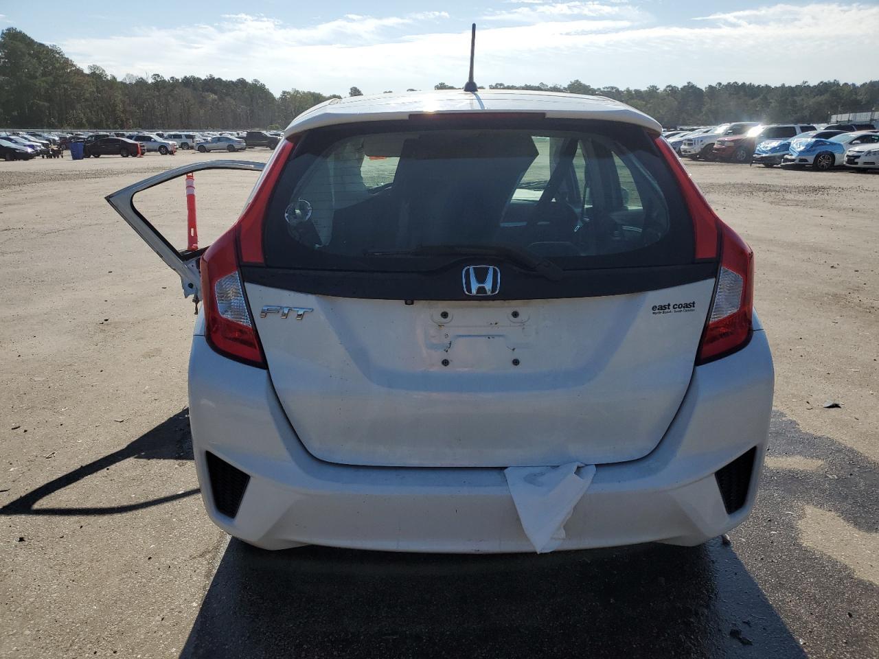 2017 Honda Fit Lx - Image 6
