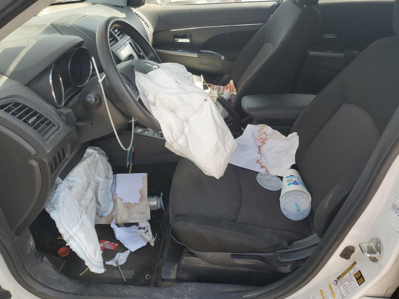 2018 Mitsubishi Outlander Sport Es - Image 7