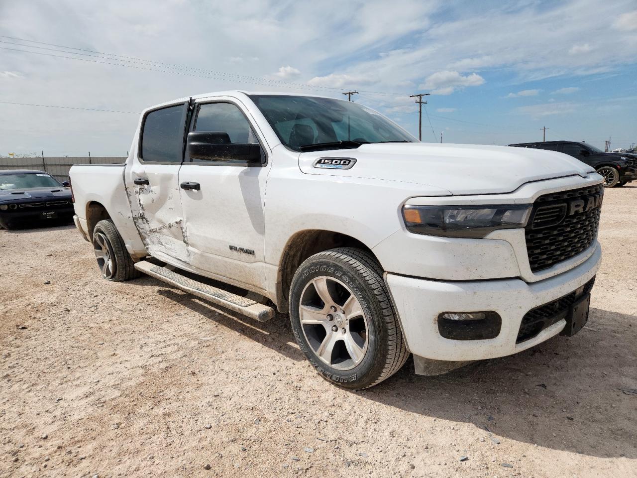 2025 Ram 1500 Tradesman - Фото 4