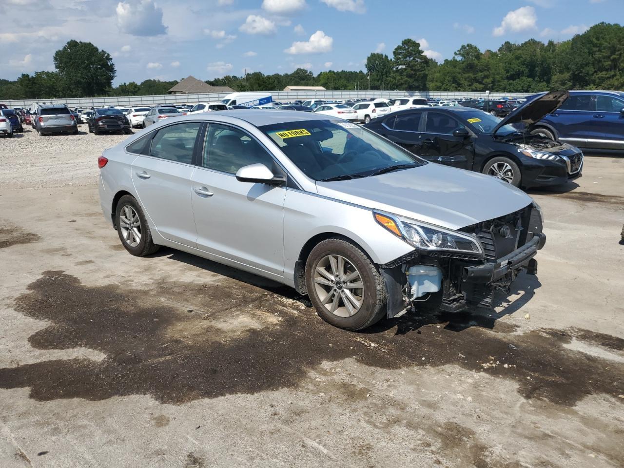 2015 Hyundai Sonata Se - Image 4