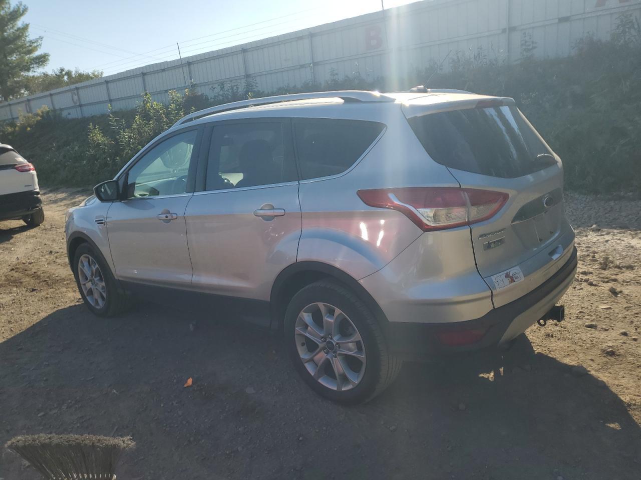 2016 Ford Escape Titanium - Image 2