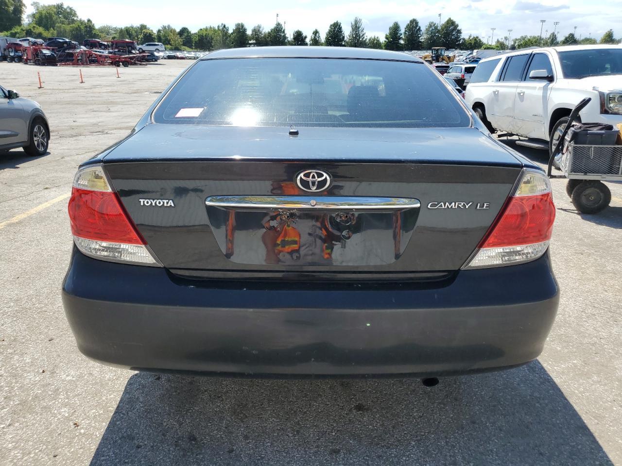 2006 Toyota Camry Le - Фото 6