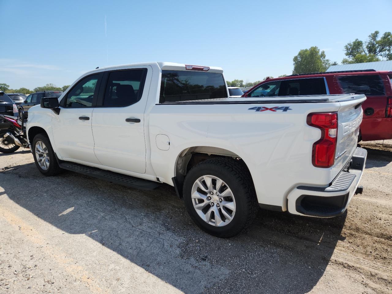2019 Chevrolet Silverado K1500 Custom - Image 2