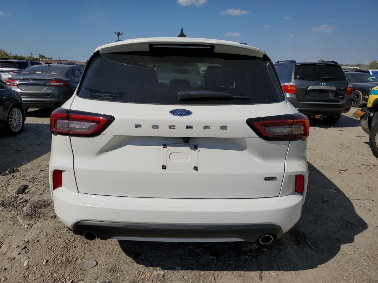 2023 Ford Escape St Line - Фото 6