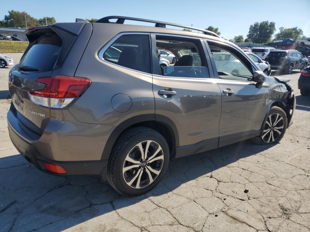 2023 Subaru Forester Limited - Фото 3