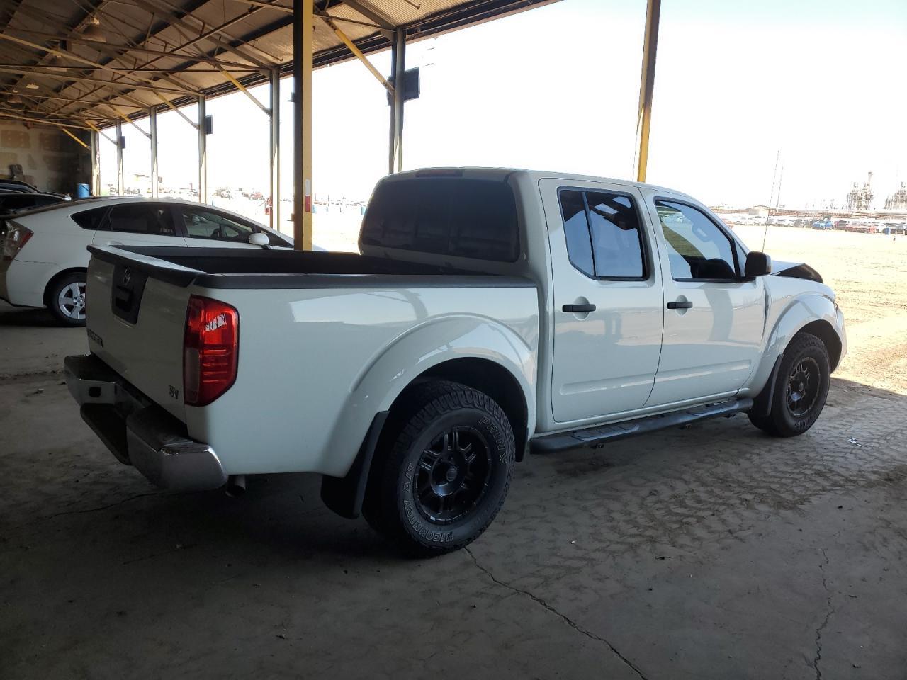 2018 Nissan Frontier S - Image 3