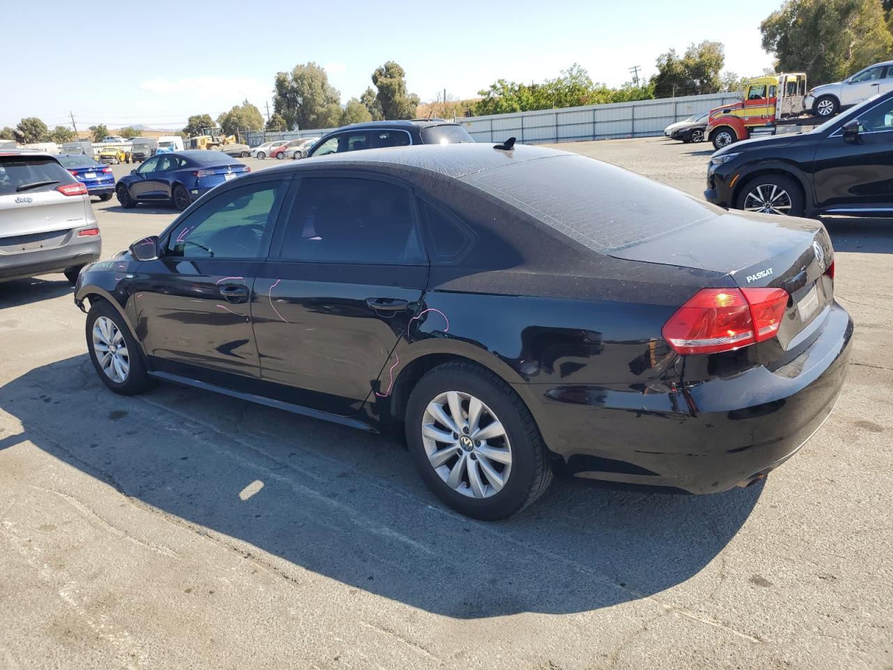 2014 Volkswagen Passat S - Image 2