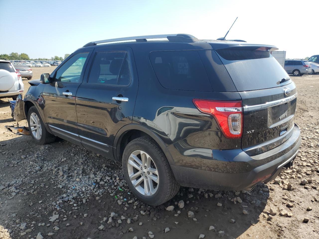 2013 Ford Explorer Xlt - Image 2