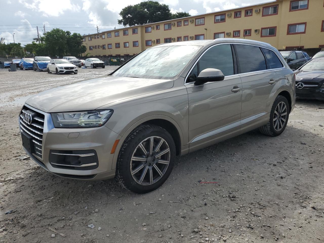 2017 Audi Q7 Premium Plus