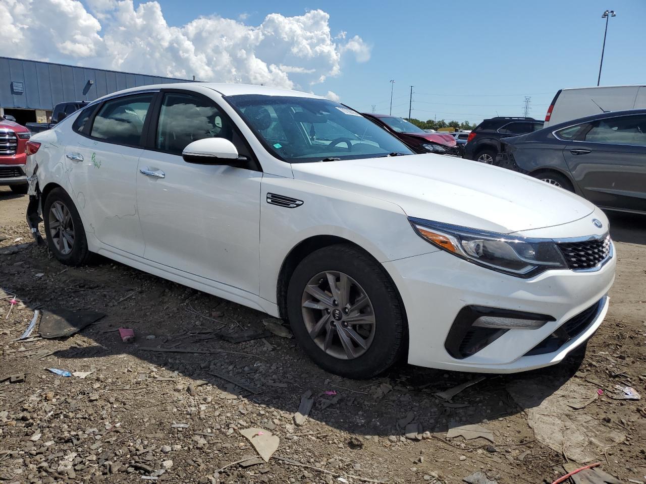 2020 Kia Optima Lx - Фото 4
