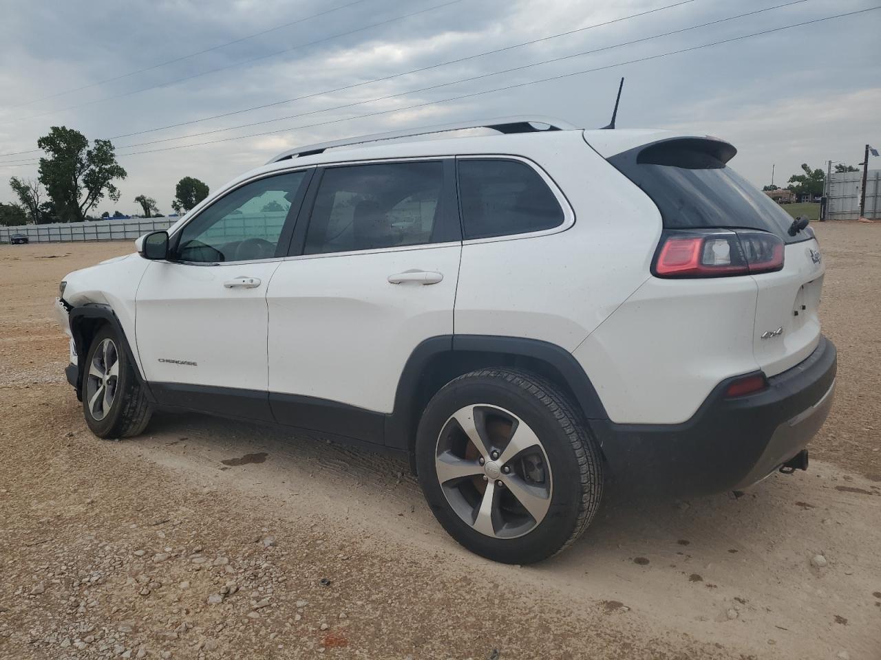 2021 Jeep Cherokee Limited - Image 2