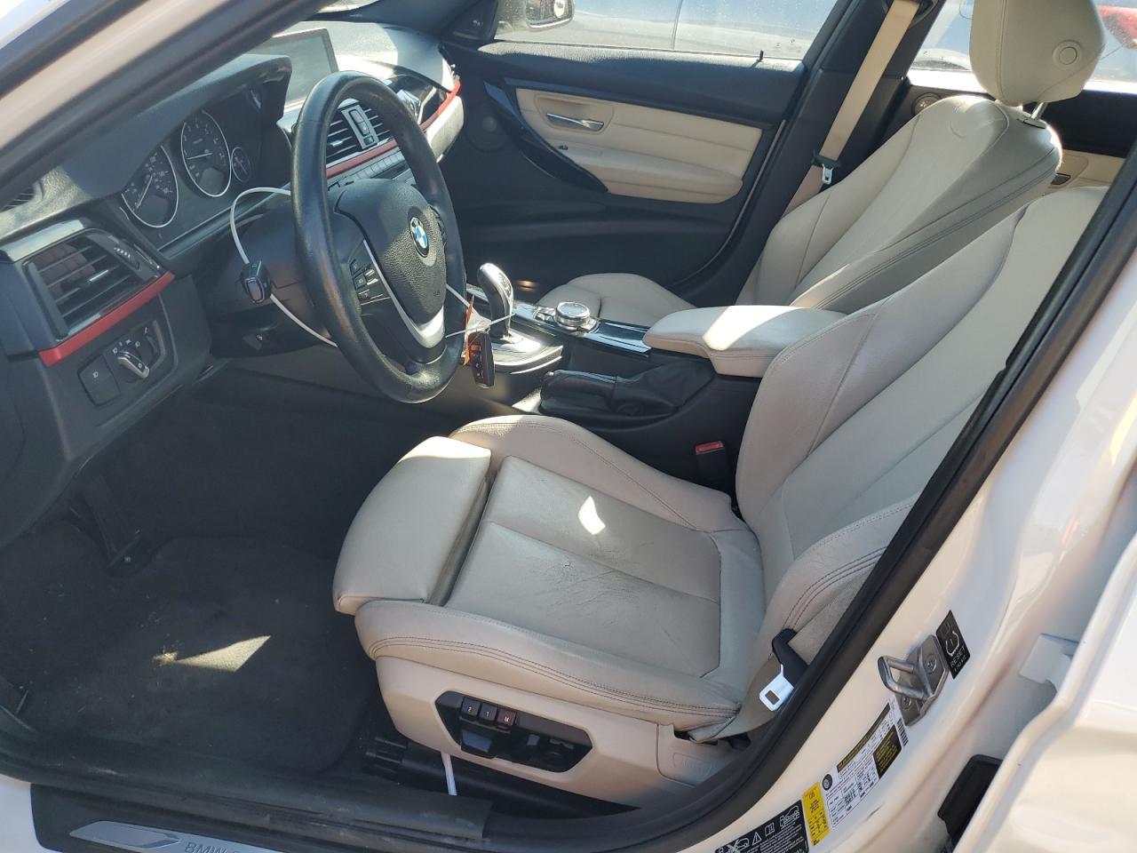 2014 BMW 335 Xi - Фото 7