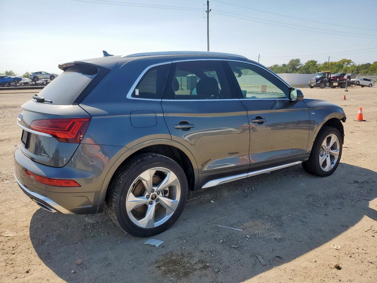 2023 Audi Q5 Premium Plus 45 - Фото 3