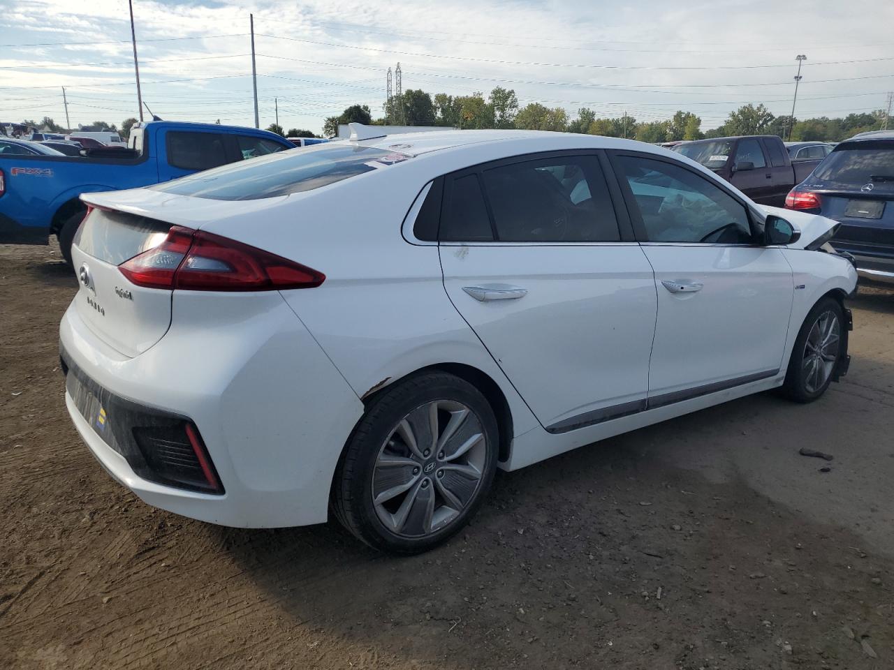 2019 Hyundai Ioniq Limited - Фото 3