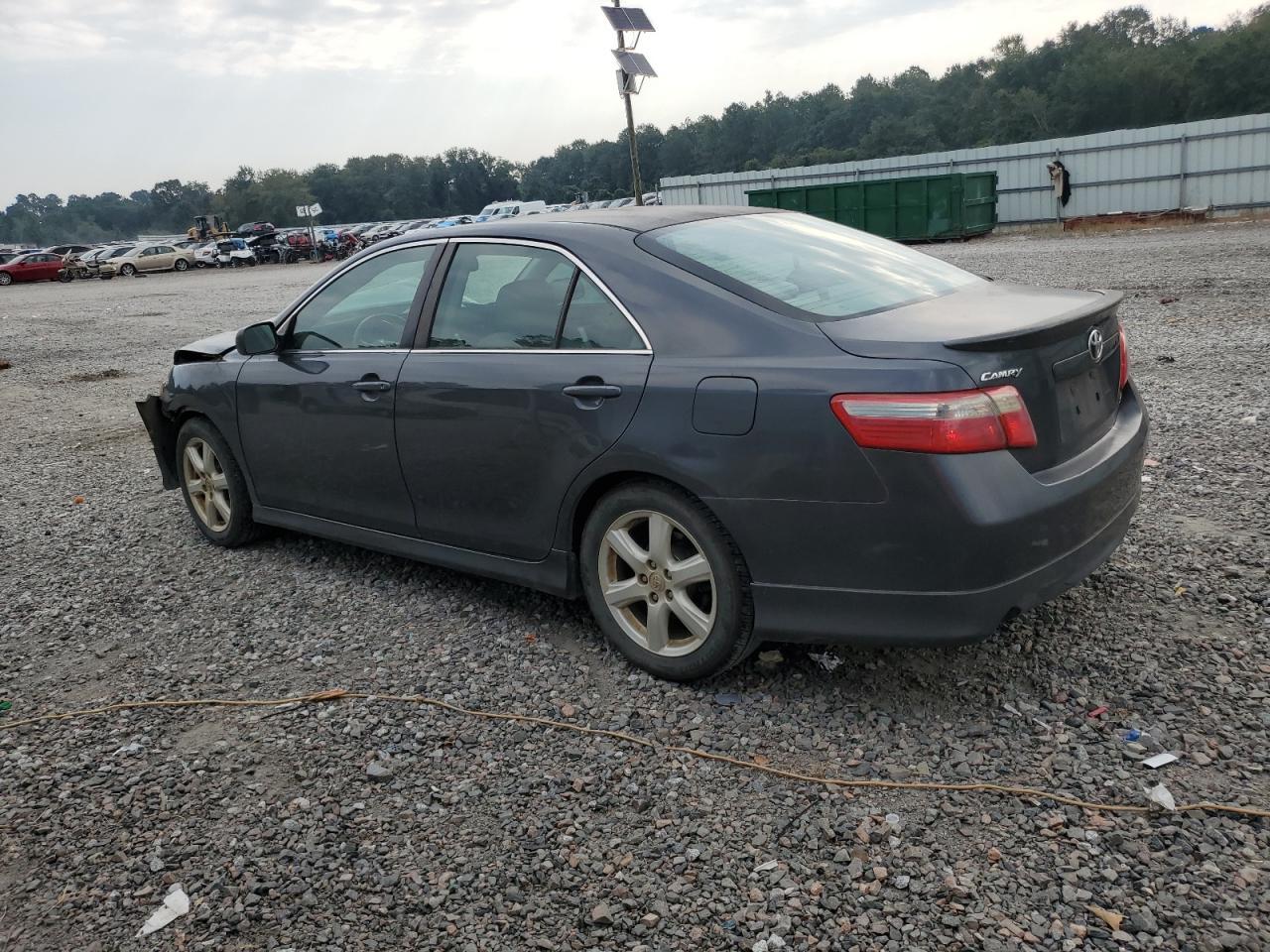 2009 Toyota Camry Se - Фото 2