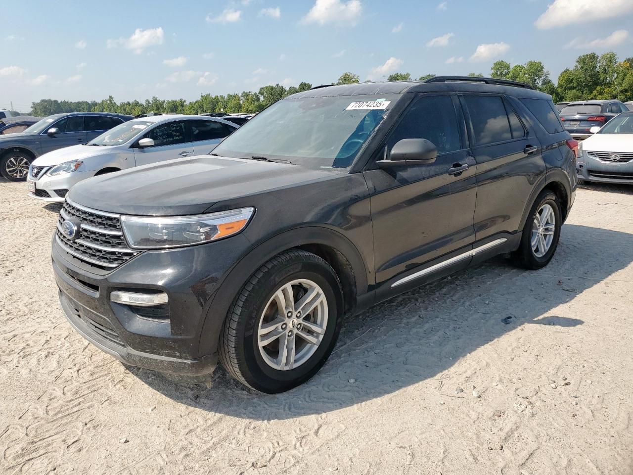 2023 Ford Explorer Xlt
