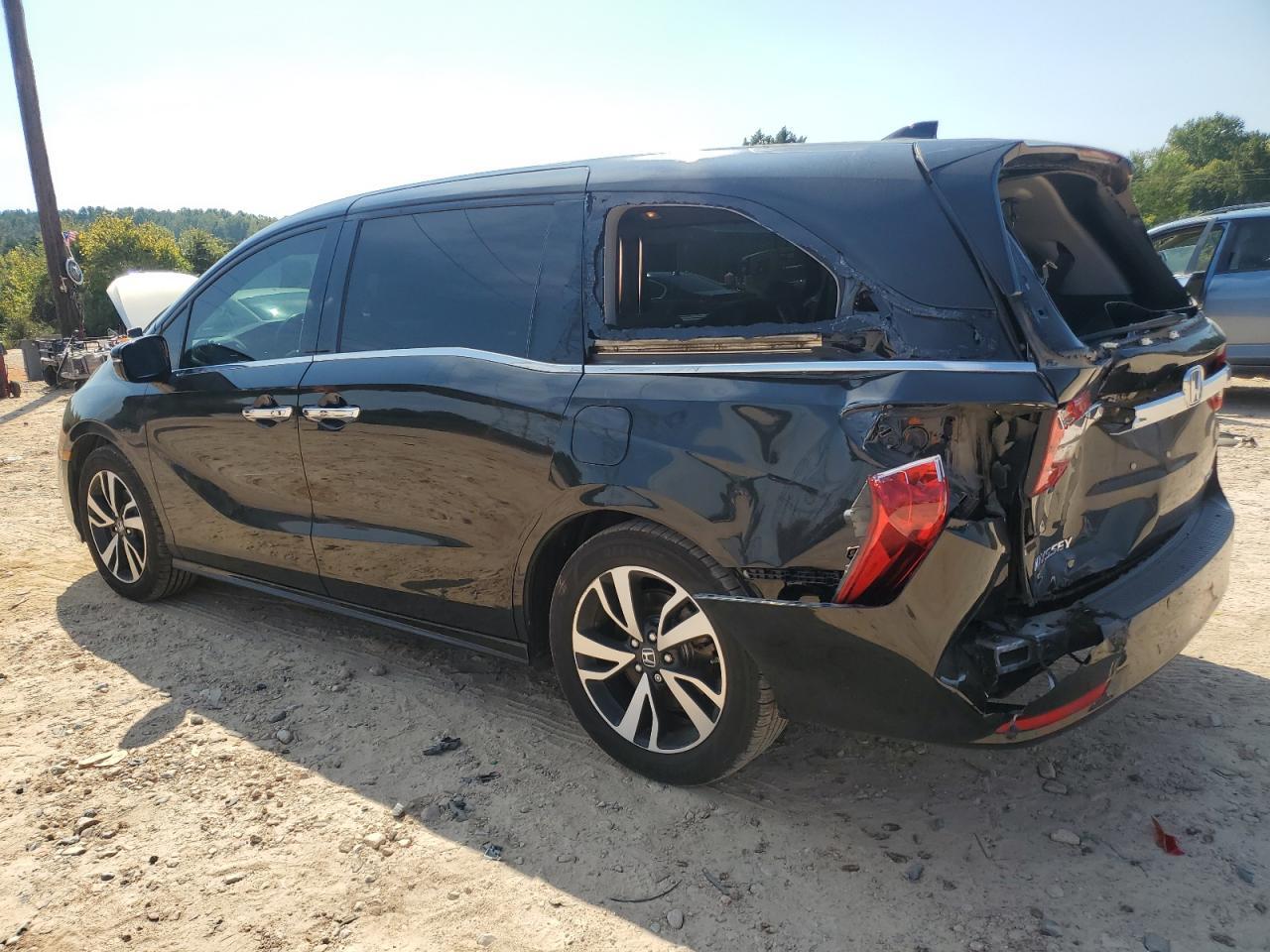 2020 Honda Odyssey Elite - Image 2