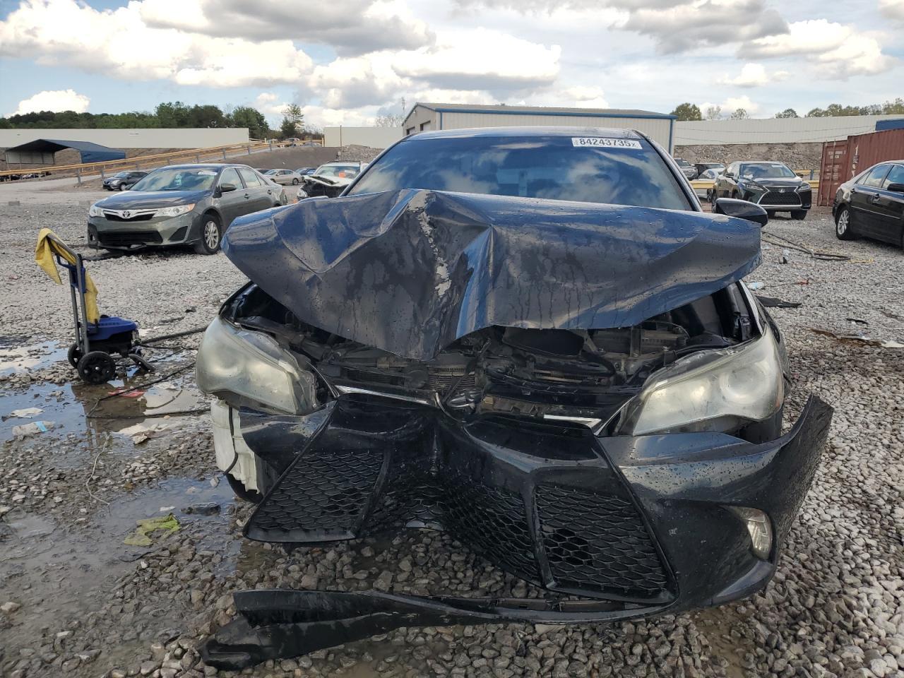2017 Toyota Camry Le - Фото 5