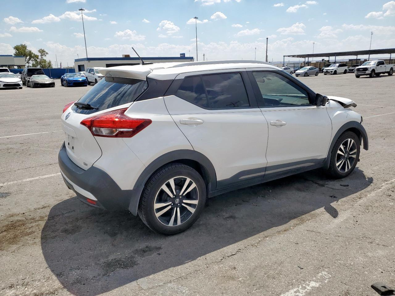 2019 Nissan Kicks S - Фото 3