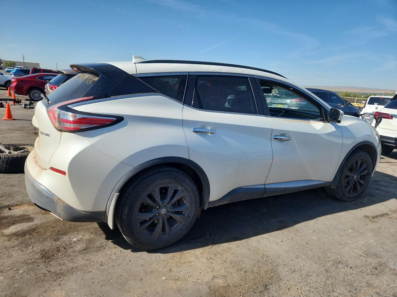2017 Nissan Murano S - Image 3
