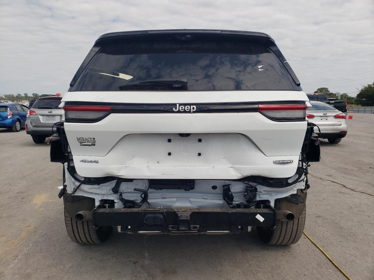 2024 Jeep Grand Cherokee Summit - Фото 6