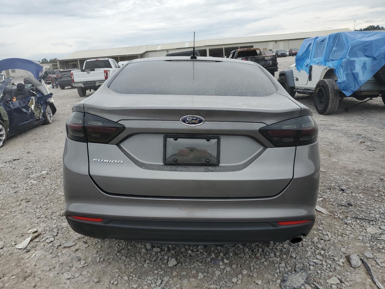 2014 Ford Fusion S - Фото 6