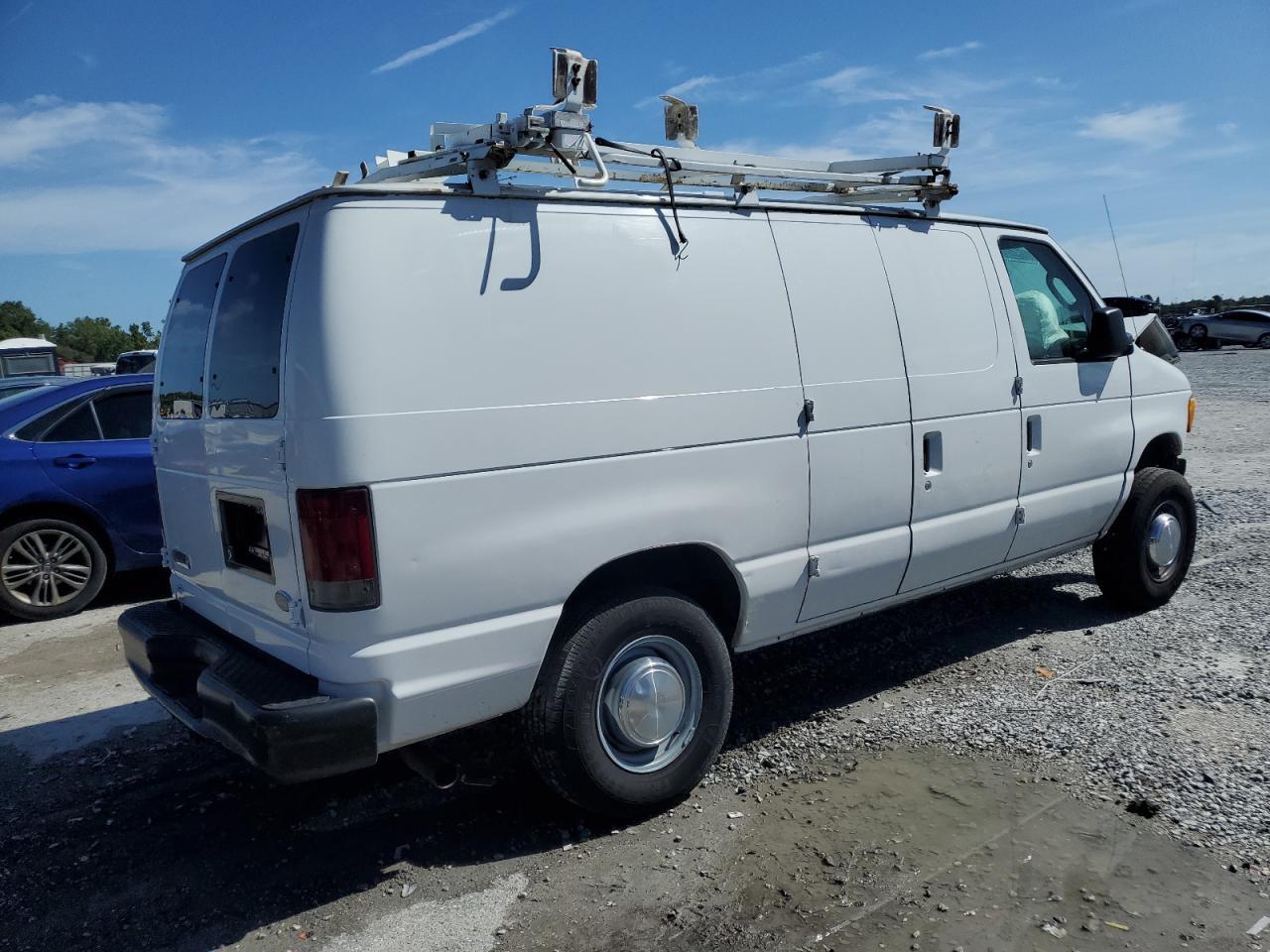 2006 Ford Econoline Cargo E-35 - Фото 3