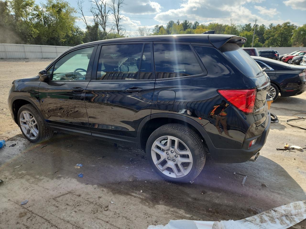 2024 Honda Passport Exl - Image 2