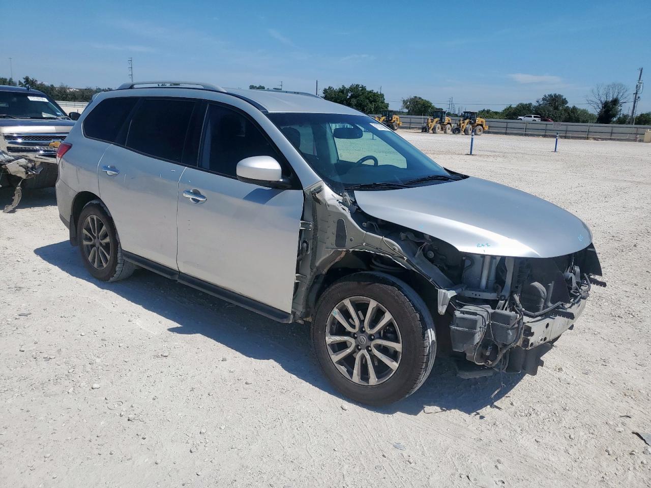 2016 Nissan Pathfinder S - Фото 4