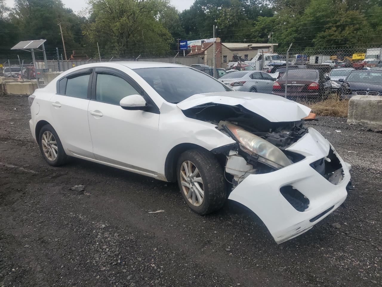 2013 Mazda 3 I - Фото 4