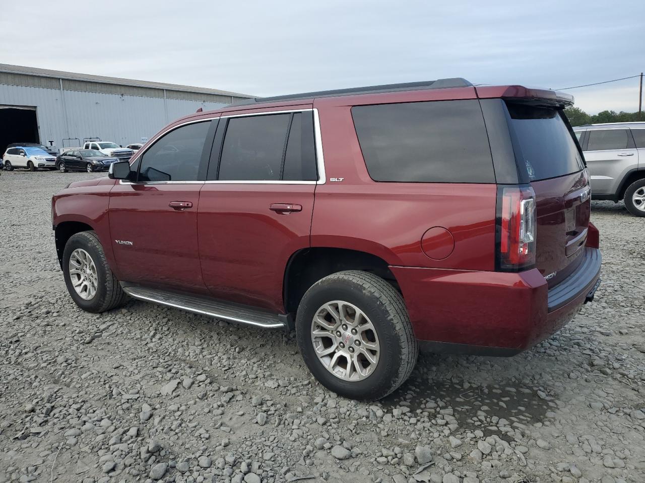2016 GMC Yukon Slt - Фото 2