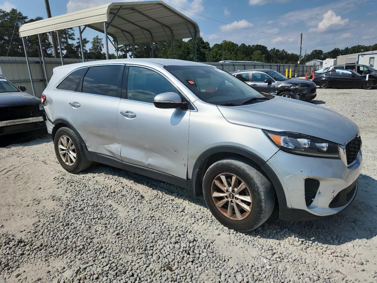 2020 Kia Sorento L - Image 4