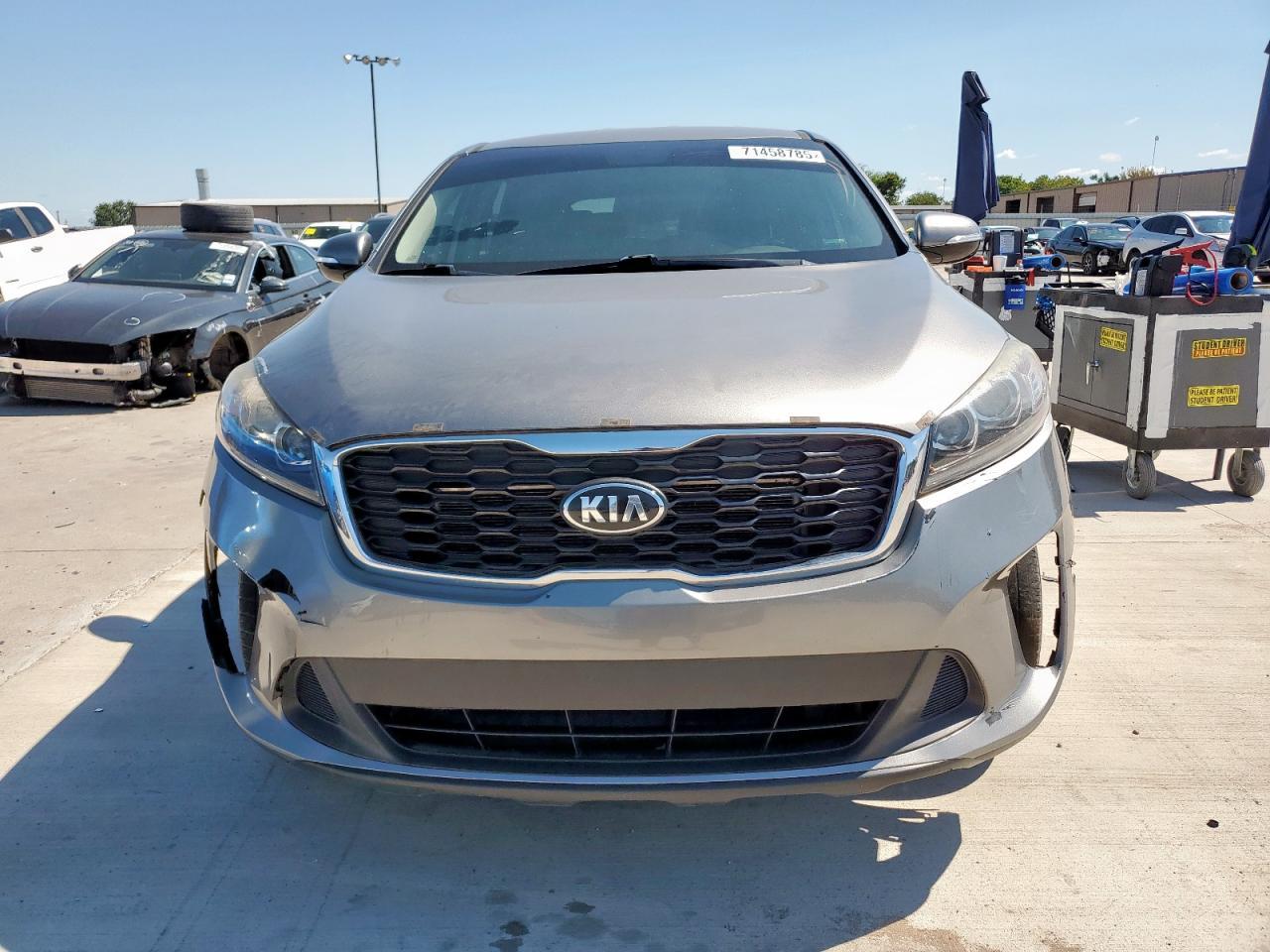 2019 Kia Sorento L - Image 5
