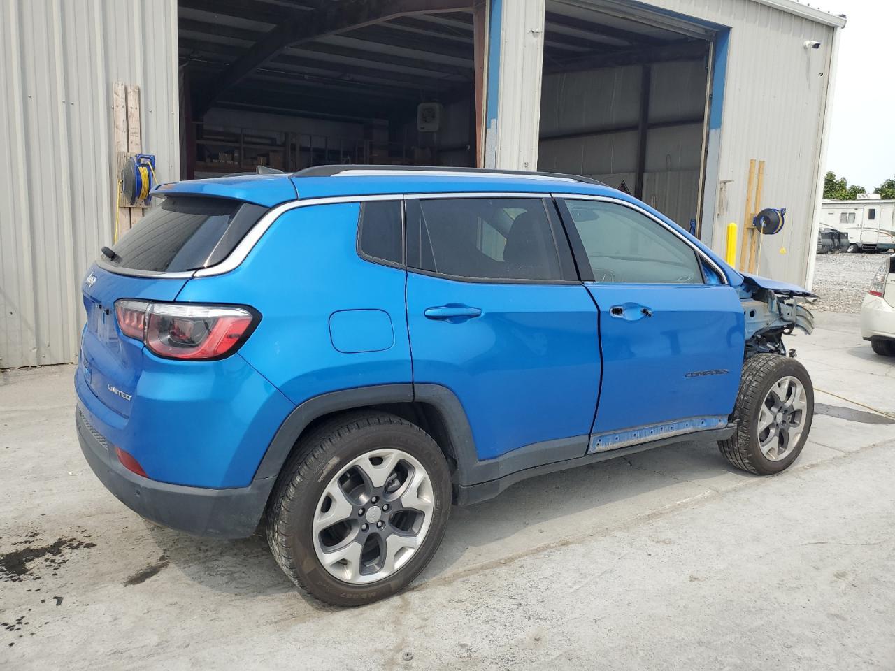 2021 Jeep Compass Limited - Фото 3