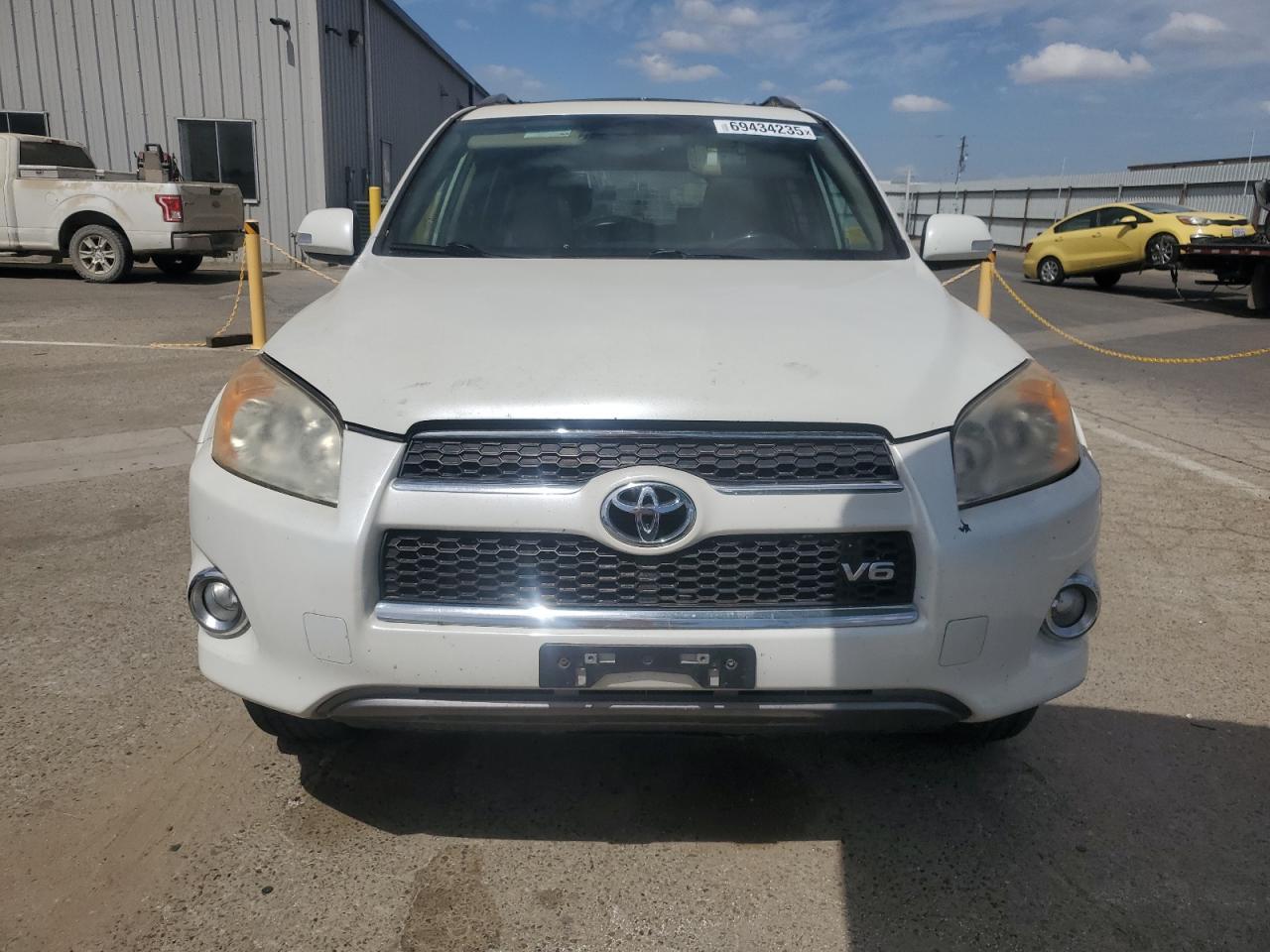 2009 Toyota Rav4 Limited - Image 5
