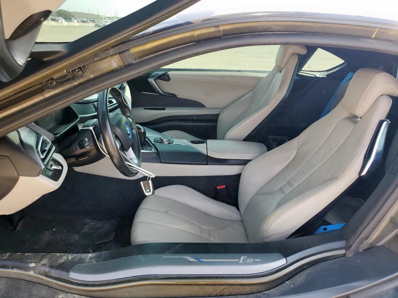 2015 BMW I8 - Image 7